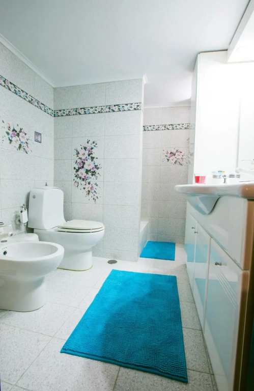 Spacious Apartment Next To Metro - Marousi