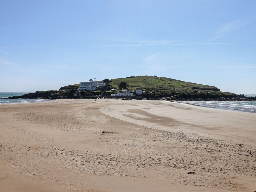 6 Burgh Island