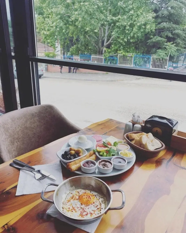 Çınar Han Otel ve Cafe