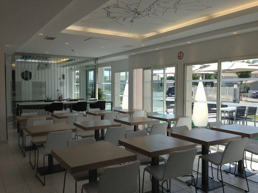 Hôtel Gardenia Bordeaux Est