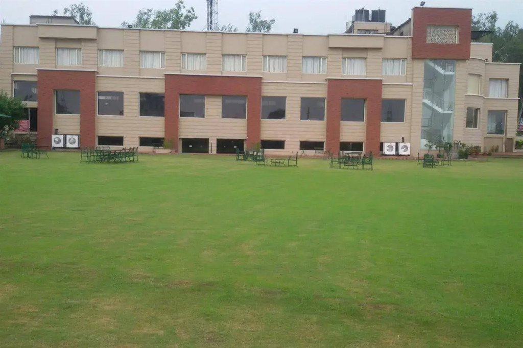 Hotel Classic Residency