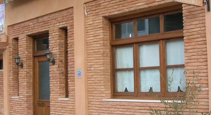 Akropol