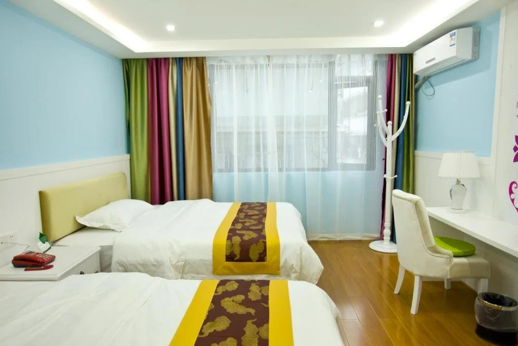 Wei Yi Theme Hotel