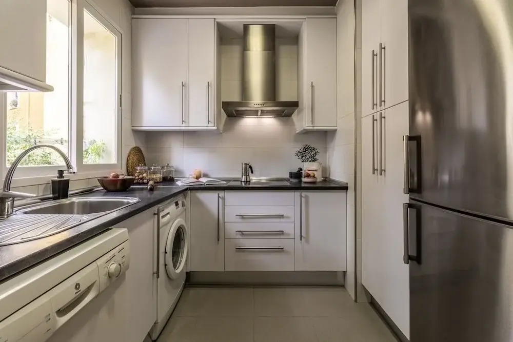 Aversa - 2 Bedrooms in Azca