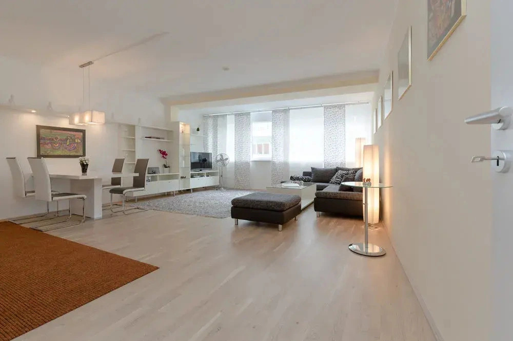 Design-Apartment Karlsplatz with Balcony