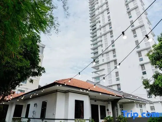 Gurney Drive 4 Rooms Landed Villa