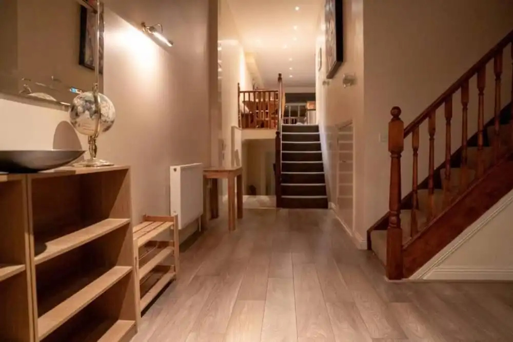 3-bed Apartment 5 Mins Walk to Boscombe Beach