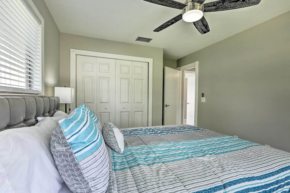Beautiful Cape Coral Home Near Dining & Shops
