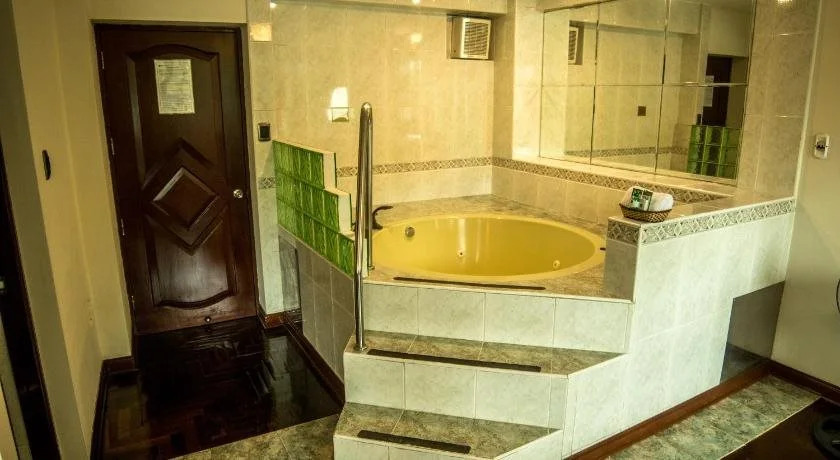 Hotel Lexus