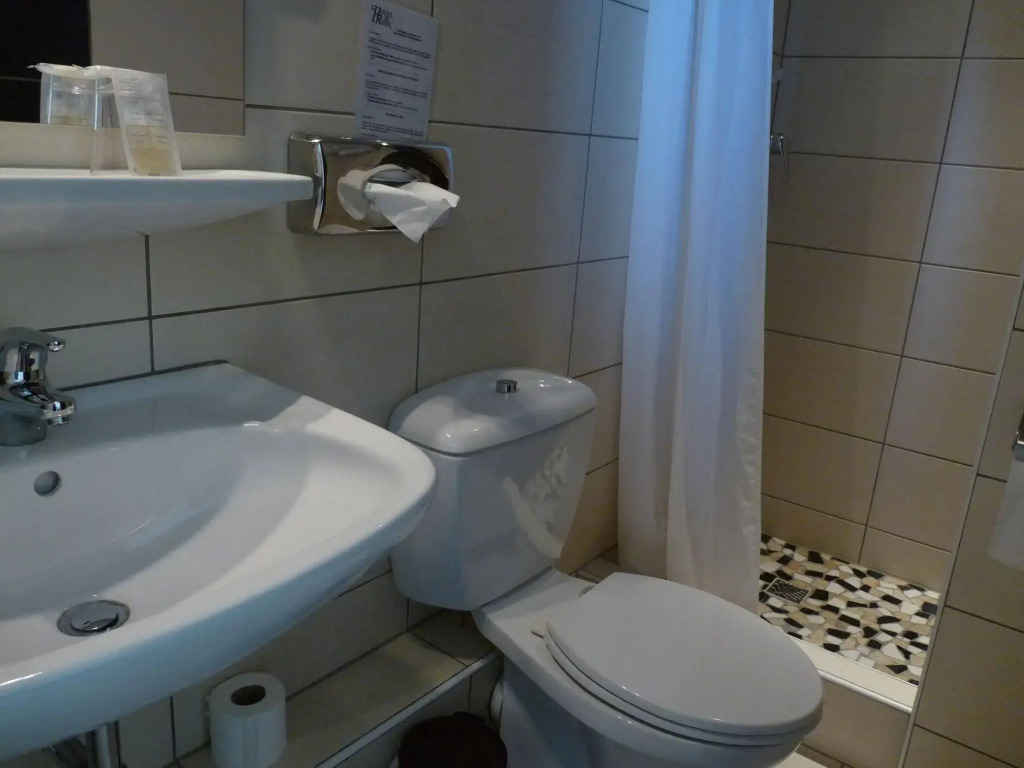 Hotel Arok
