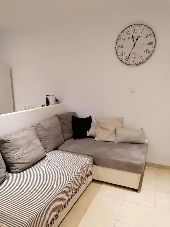 Appartement T2 Rez de villa proche bord de mer