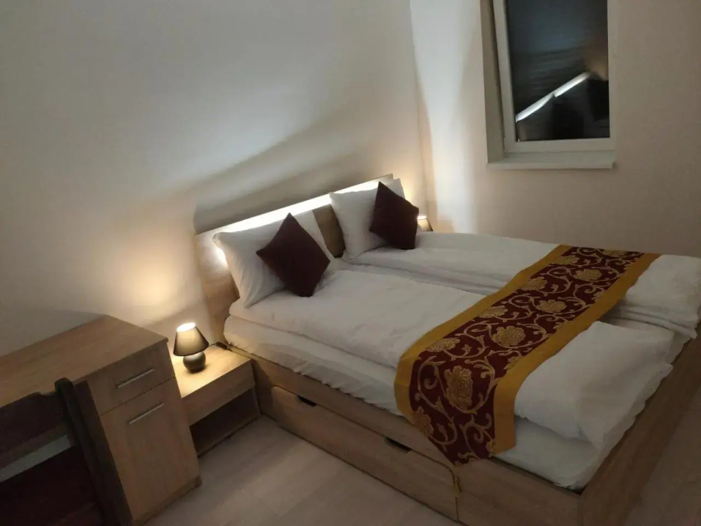 Sun-House Pension