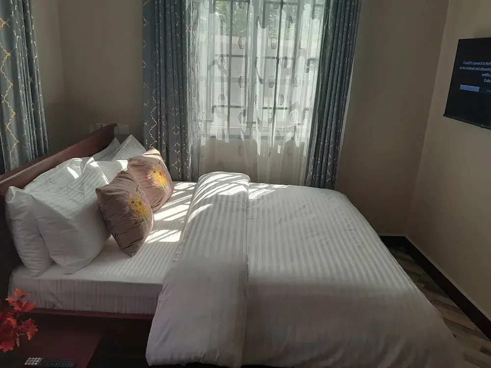 Villa Home Hotel & Apartment
