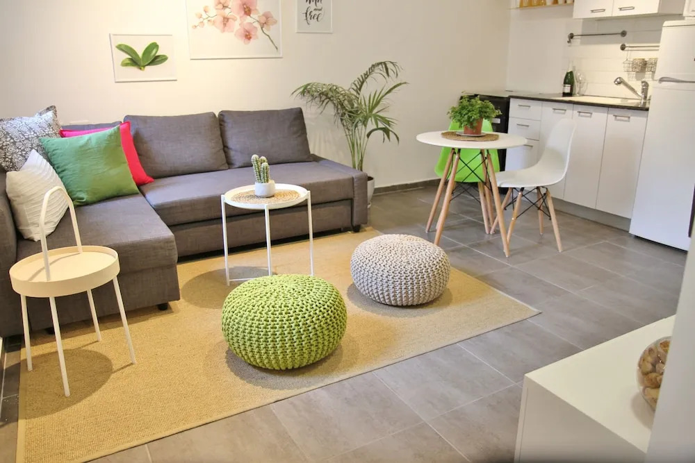 2R full of charm and style at heart of Florentine