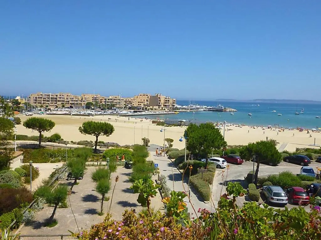 Appartement Bormes-les-Mimosas, 2 pièces, 4 personnes - FR-1-251-406