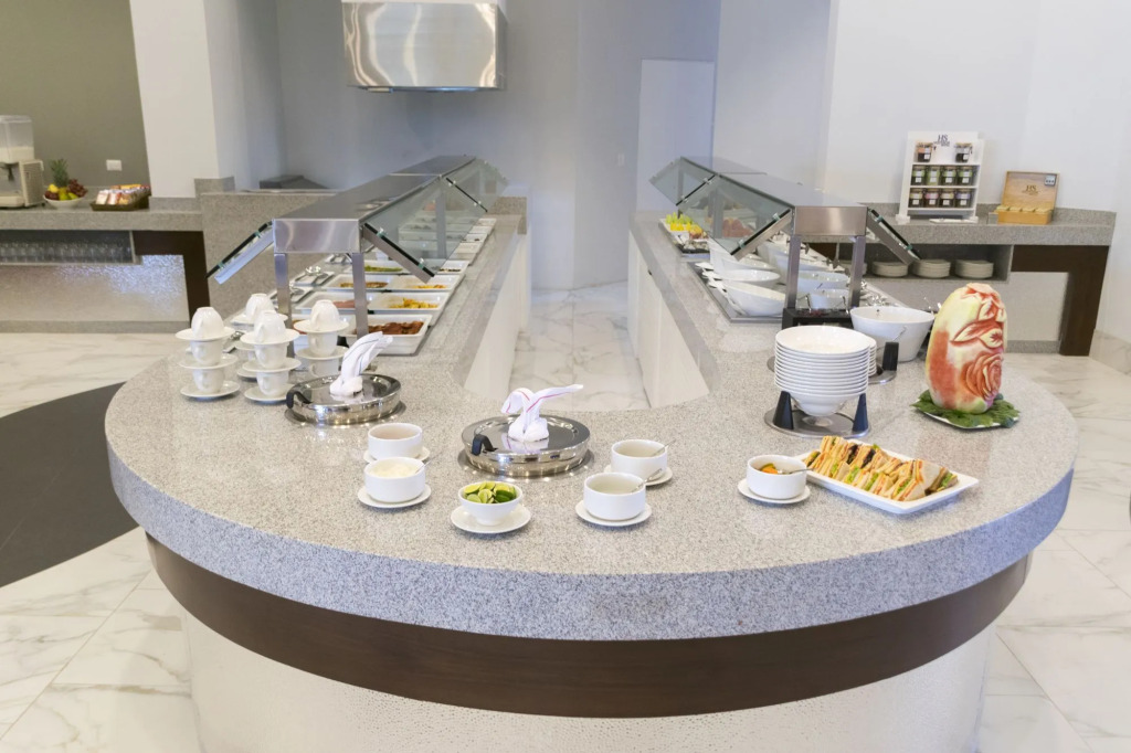 HS HOTSSON Hotel Irapuato