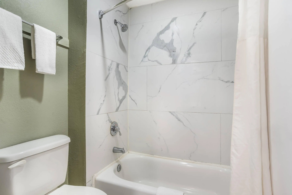 Quality Inn & Suites near Panama City Beach