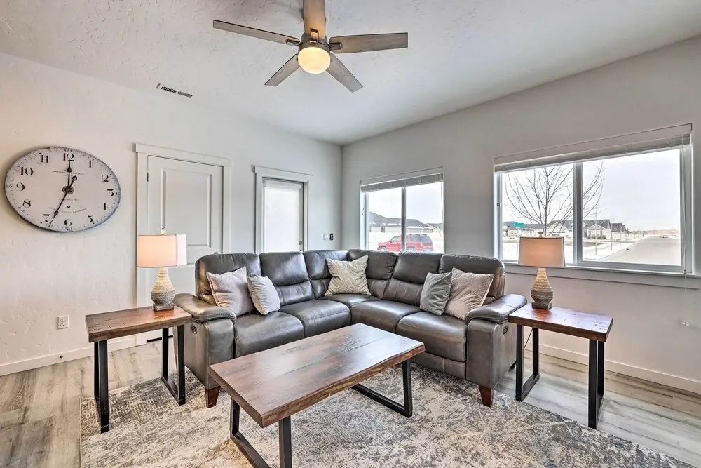 Nampa Townhome ~ 18 Mi to Downtown Boise
