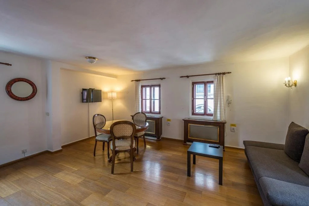 Historic Centre Apartments VIII