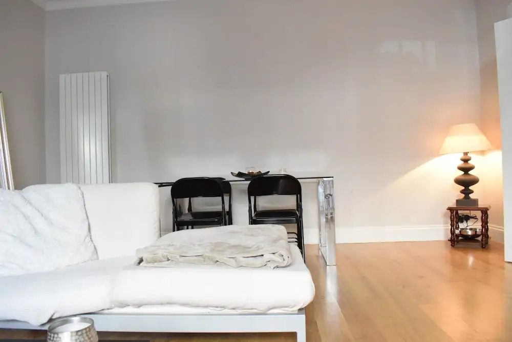 Modern 2 Bedroom Home in Chelsea