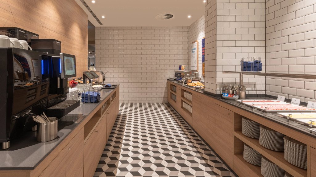Holiday Inn Express & Suites - Potsdam by IHG
