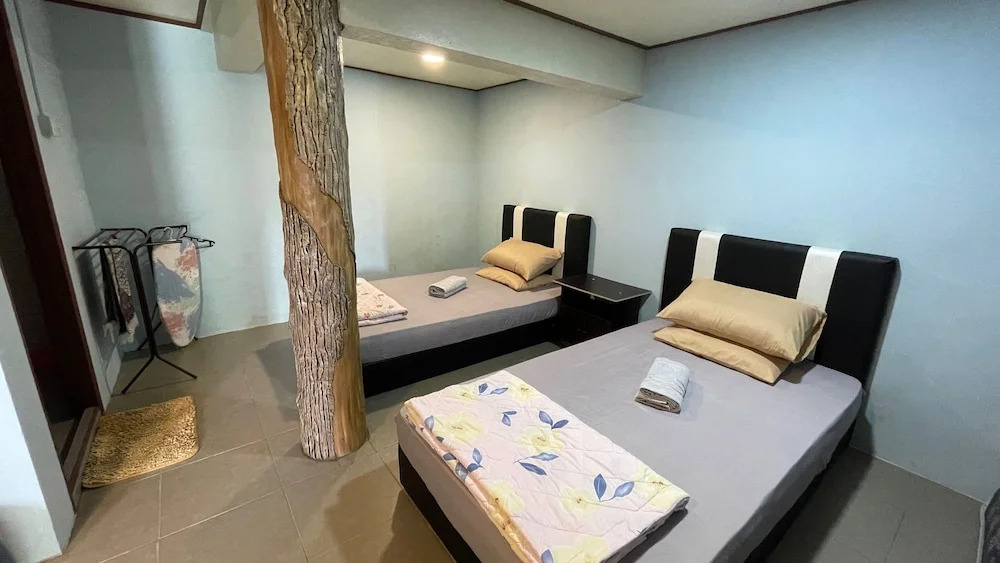 OYO Home 90704 Kds Garden & Stay