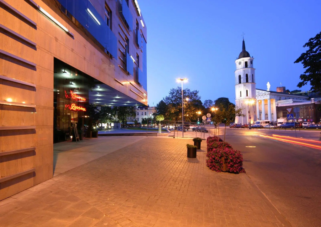 Отель Amberton Cathedral Square Вильнюс