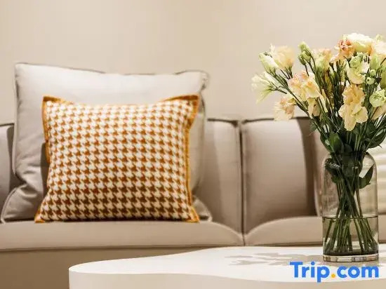 Huanxi Homestay (Xinyang High-Speed Railway Station)