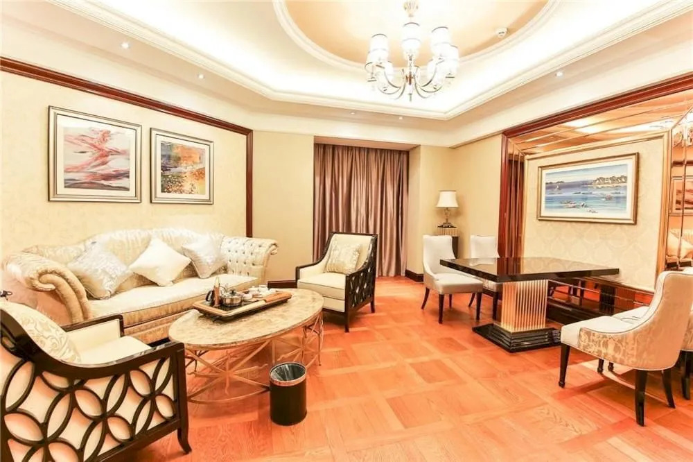 Yucheng Seaview International Hotel