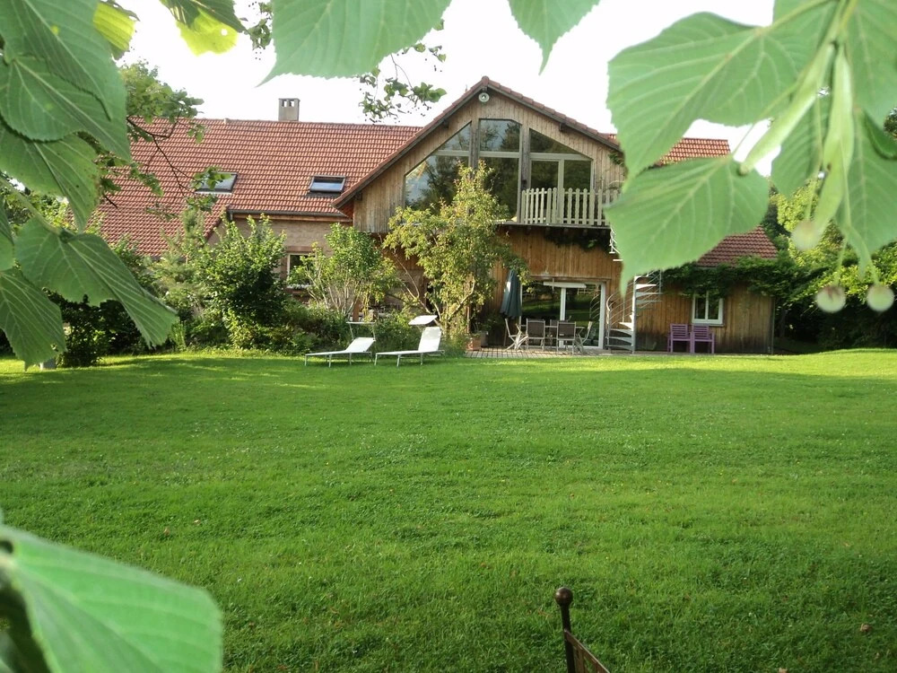 Mountain Stay Near Canal
