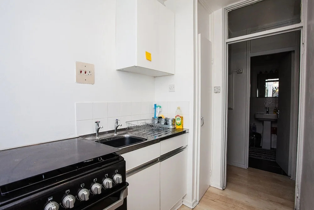 Stylish Flat 4 Min Walk From London Bridge Station