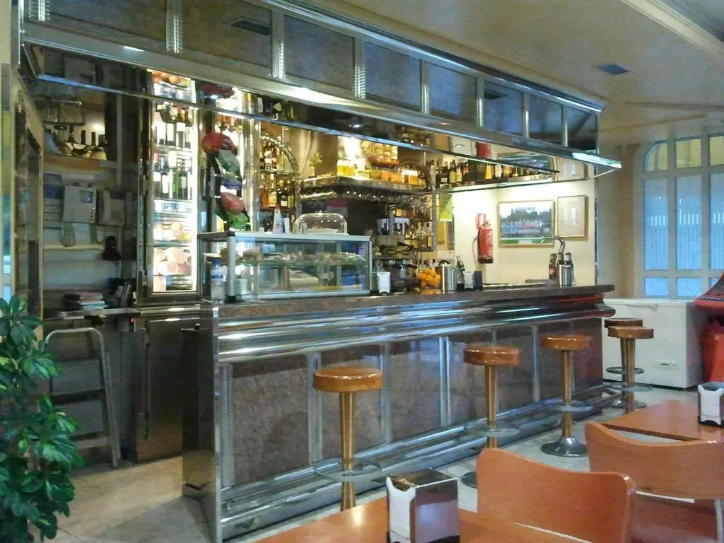 Saudade Hostal Cafetería