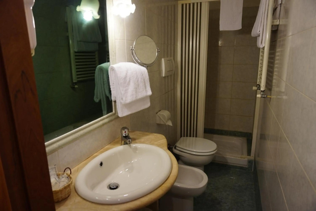 Green Hotel