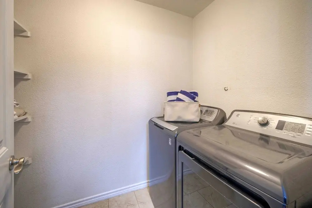 Stylish Condo w/ Pool & Spa Access, Wak to Beach Beach Breeze by Avantstay