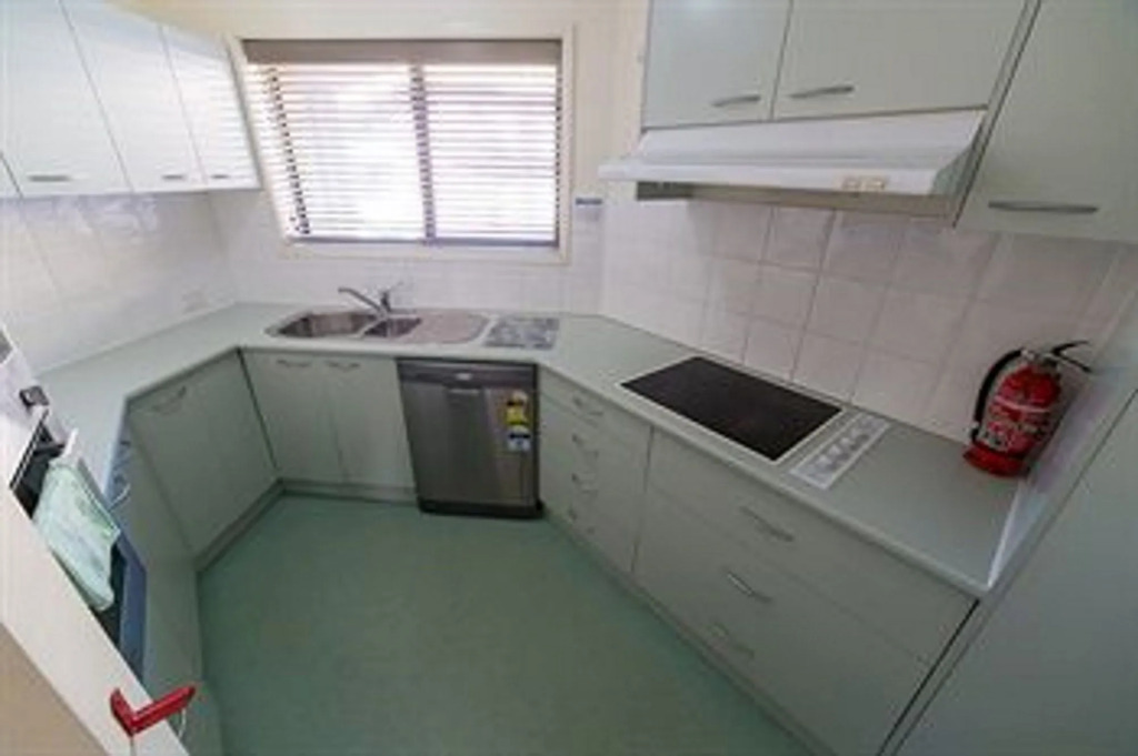 Peninsula Nelson Bay Motel and Serviced Apartments