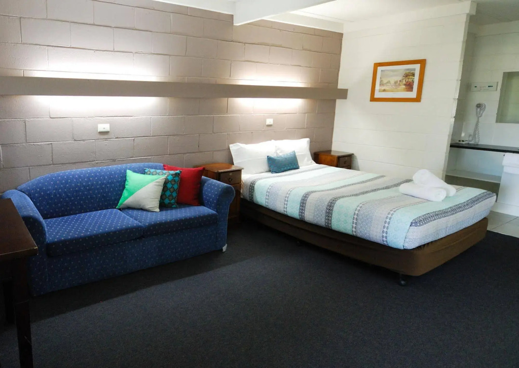 Mayfair Motel