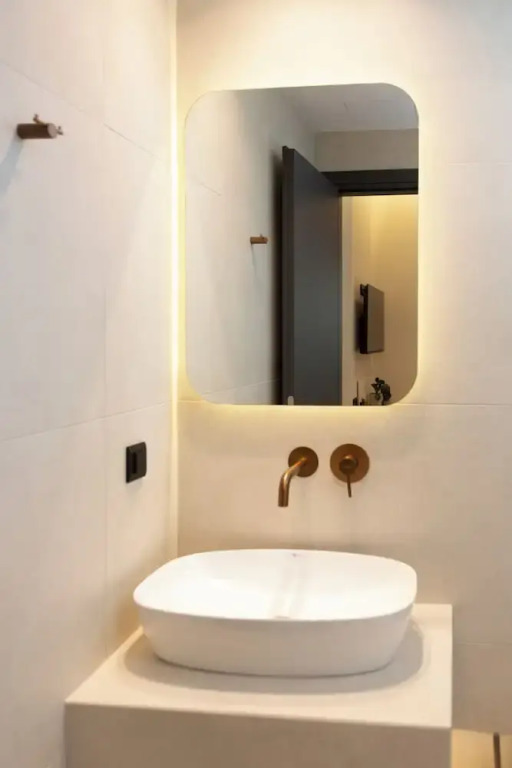 Armonia Beachfront Suites