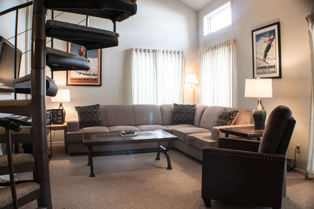 Redstone By Crested Butte Lodging
