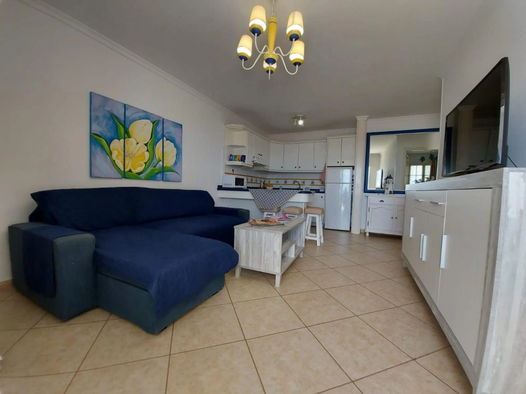 Apartment 3A, sea view and WiFi in Playa Las Burra