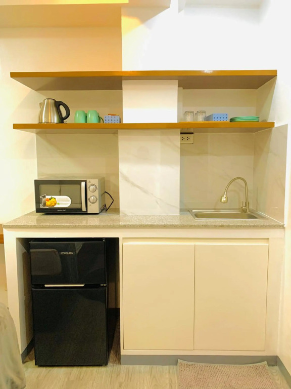 Cozy Unit at the heart of Balanga City