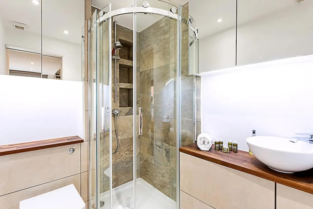 Duplex Two-bed Apartment Near Tower Bridge