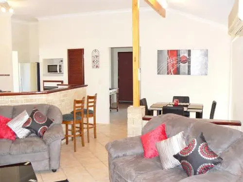 Geraldton Luxury Retreat 2
