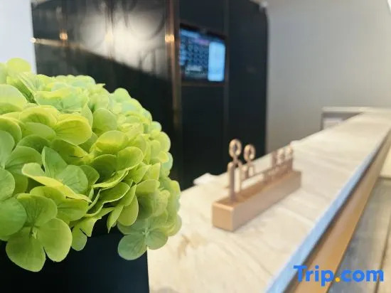 Yitel Collection Hotel (Dalian Jinzhou District Hongwei Lanshan Light Rail Station)