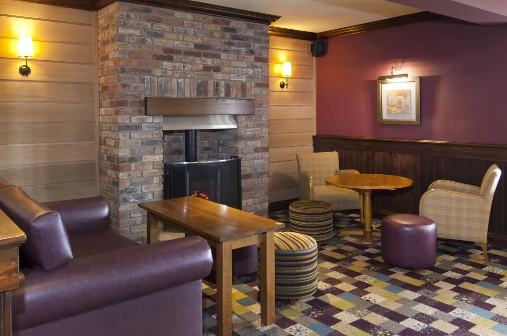 Premier Inn Bedford South (a421)