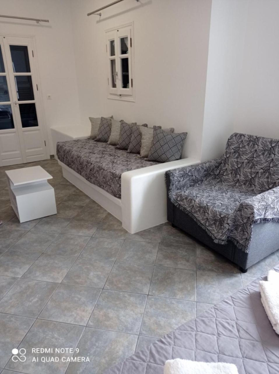Pasithea Folegandros