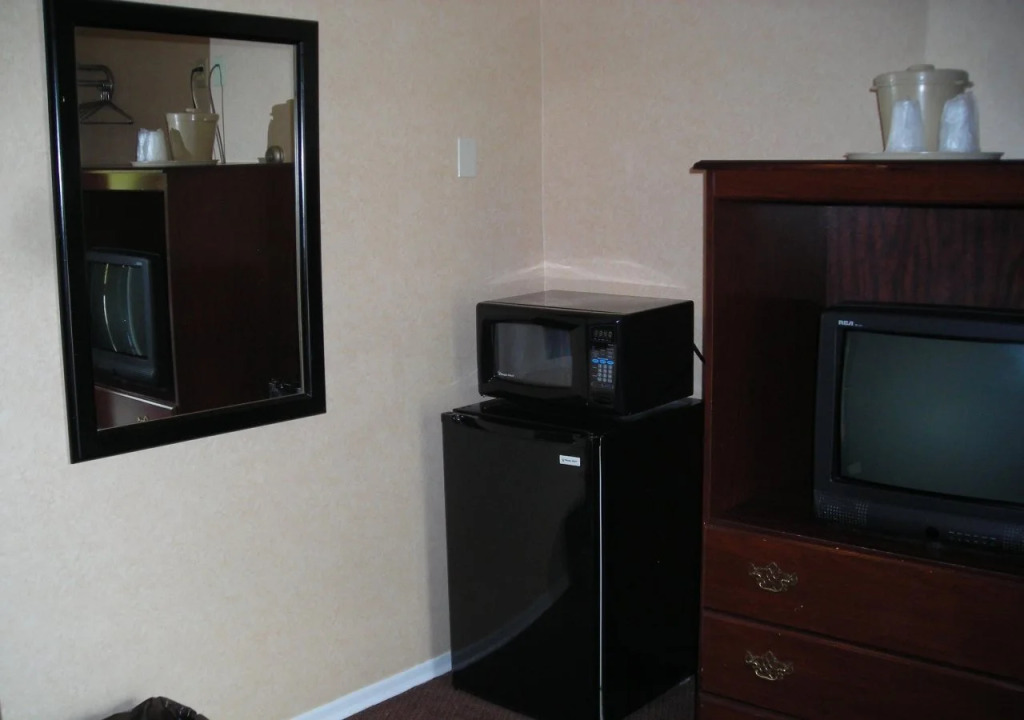 Holiday Motel