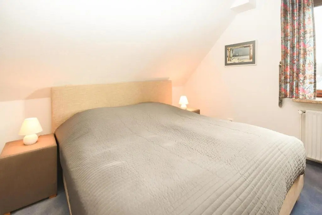 Kastanienallee 3 Wohnung 7