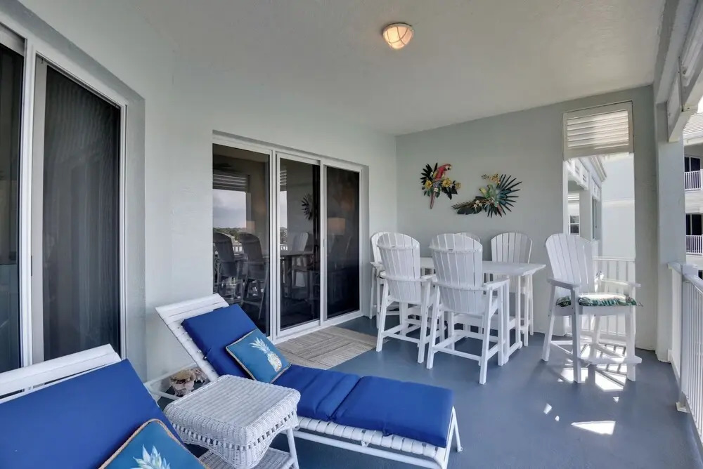 Spacious Palm Coast Condo: Balcony, Beach Access!
