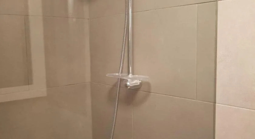 B RESIDENCE