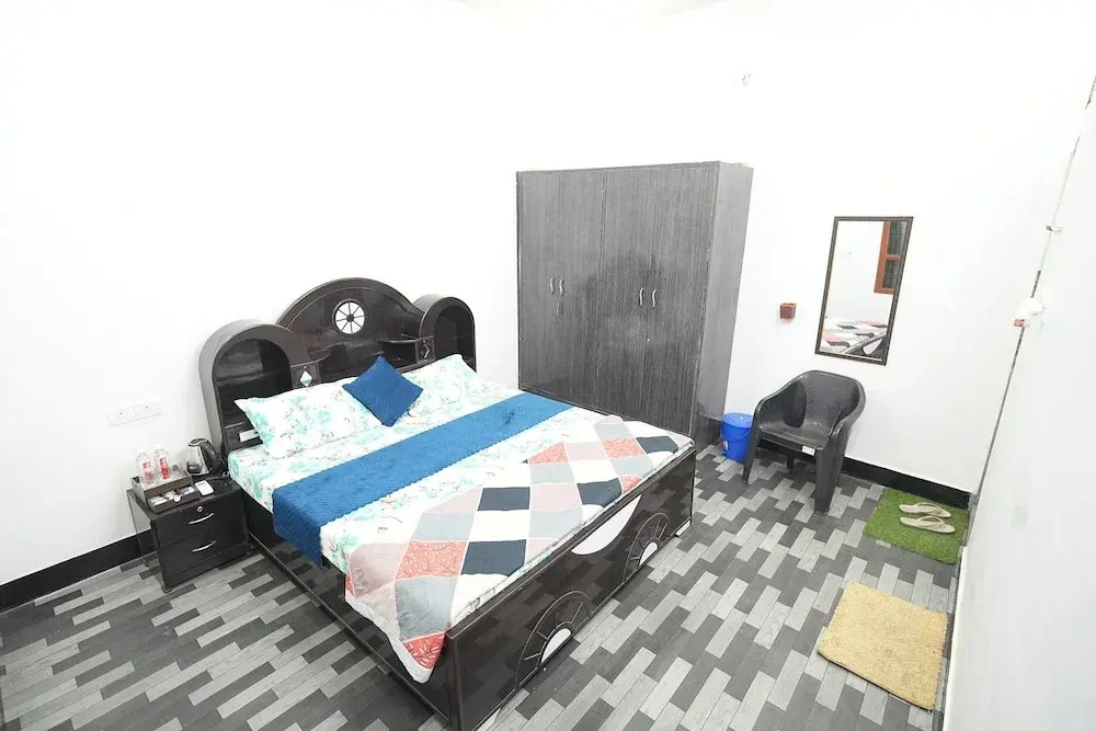 Kashi Homestay